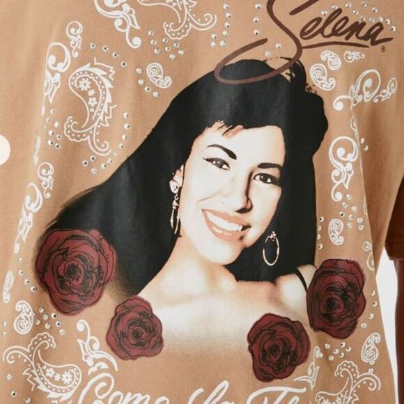 Rhinestone Selena Graphic Tee - Picture 2 of 5